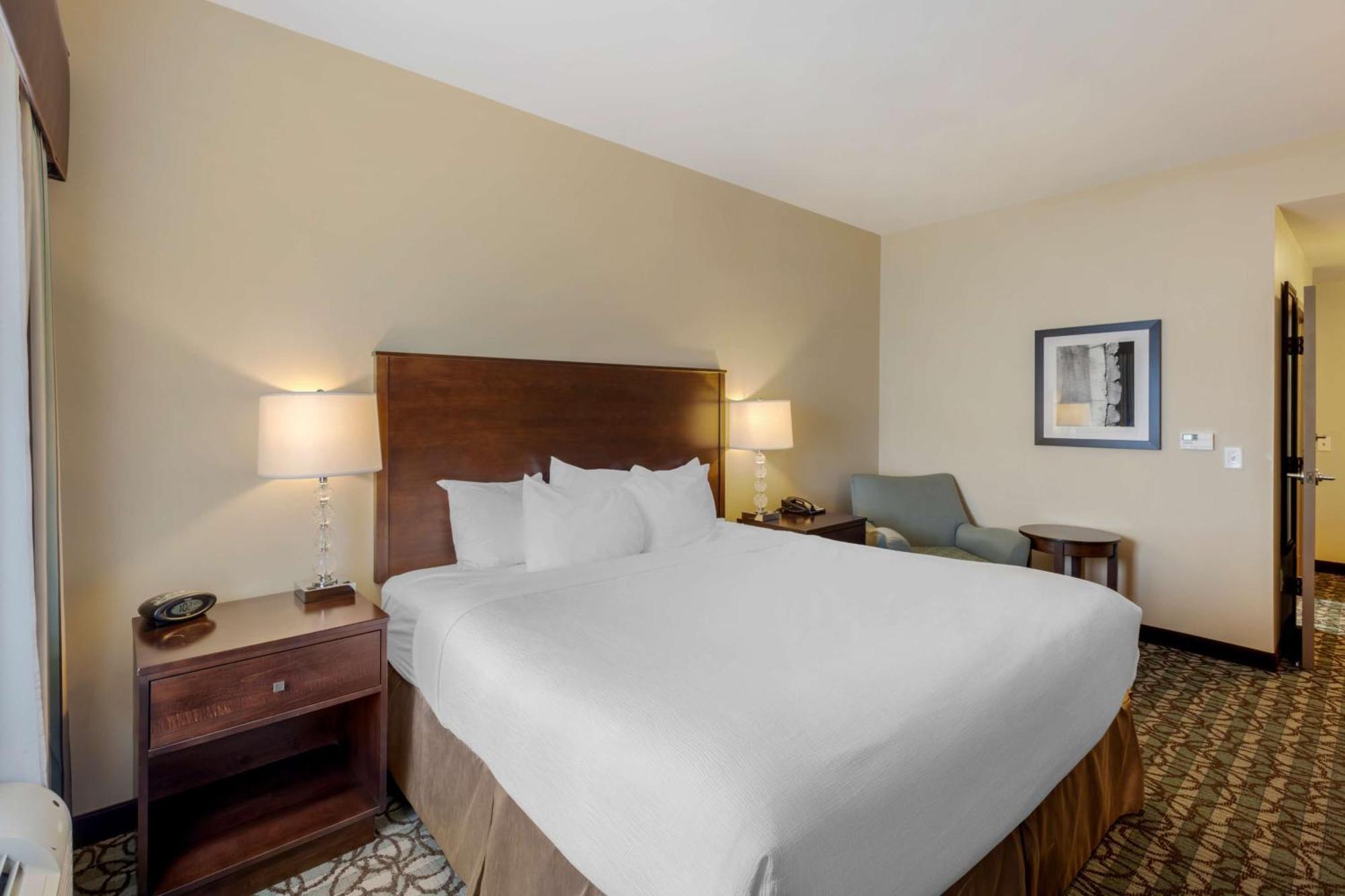 Best Western Plus Walkerton Hotel & Conference Centre 외부 사진