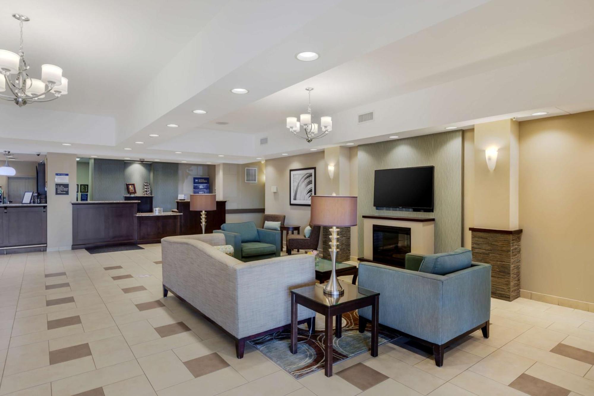 Best Western Plus Walkerton Hotel & Conference Centre 외부 사진